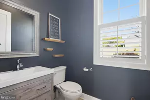 802 N Main St, Mount Airy, MD 21771 - Photo 18