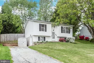 918 Century St, Hampstead, MD 21074 - Photo 30