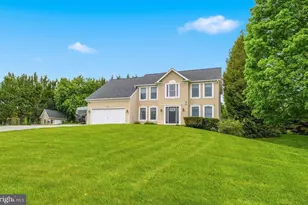 6341 Twin Ponds Ln, Mount Airy, MD 21771 - Photo 1