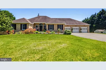 6111 Emerald, Eldersburg, MD 21784 - Photo 2