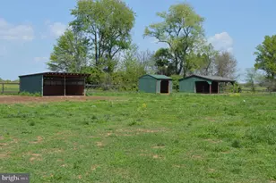 2051 Stover Rd, Taneytown, MD 21787 - Photo 6