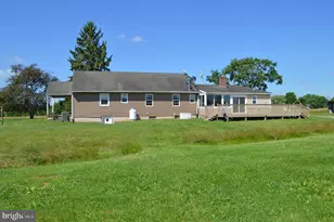 2051 Stover Rd, Taneytown, MD 21787 - Photo 2