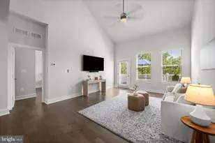 2812 Town View Cir, New Windsor, MD 21776 - Photo 12