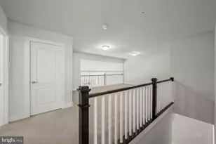 2812 Town View Cir, New Windsor, MD 21776 - Photo 30