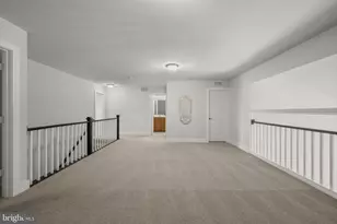 2812 Town View Cir, New Windsor, MD 21776 - Photo 30