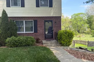 1032 Circle Dr, Sykesville, MD 21784 - Photo 1