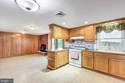 717 N Houcksville Road, Hampstead, MD 21074 - Photo 16