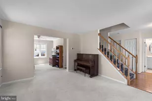 942 Litchfield Cir, Westminster, MD 21158 - Photo 4