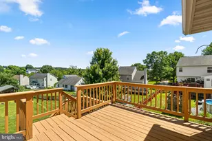 942 Litchfield Cir, Westminster, MD 21158 - Photo 36