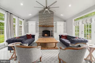 2400 Summerfield Dr, Finksburg, MD 21048 - Photo 2