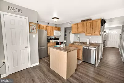530 Daisy Drive, Taneytown, MD 21787 - Photo 6