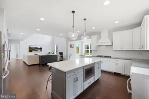 330 Brookfield Dr, Sykesville, MD 21784 - Photo 12