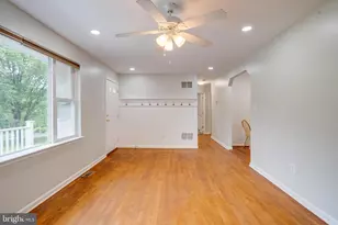 7002 Bristol Pl, Sykesville, MD 21784 - Photo 10