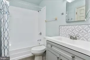 10 Cambridge Ct, Taneytown, MD 21787 - Photo 14