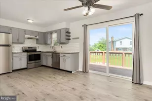 10 Cambridge Ct, Taneytown, MD 21787 - Photo 6