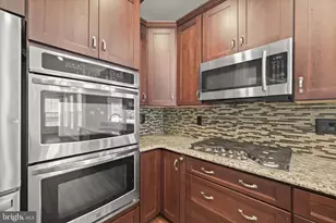 7305 Falling Leaves Ct, Marriottsville, MD 21104 - Photo 20