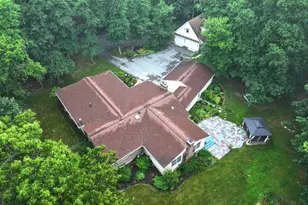 2404 Braddock Rd, Mount Airy, MD 21771 - Photo 2