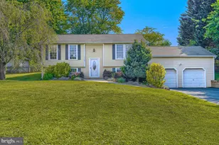 1104 Martinez Dr, Westminster, MD 21157 - Photo 2
