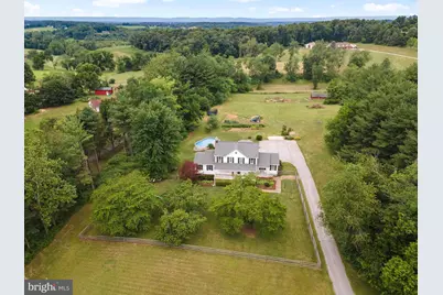 1816 S Pleasant Valley Road, Westminster, MD 21158 - Photo 2