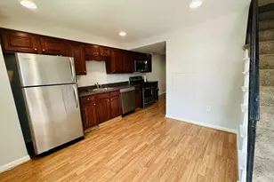 34 Carroll View Ave, Westminster, MD 21157 - Photo 2