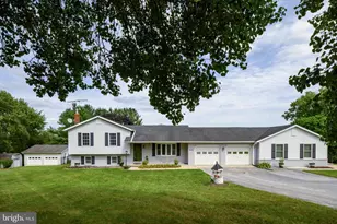 1423 Hallowell Ln, New Windsor, MD 21776 - Photo 1