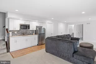 2718 Town View Cir, New Windsor, MD 21776 - Photo 42