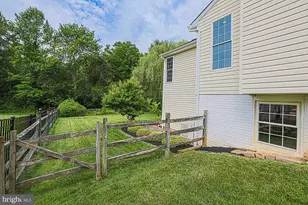 2055 Harvest Farm Rd, Eldersburg, MD 21784 - Photo 6