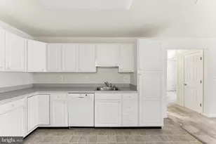 2031 Rudy Serra Dr, Eldersburg, MD 21784 - Photo 14