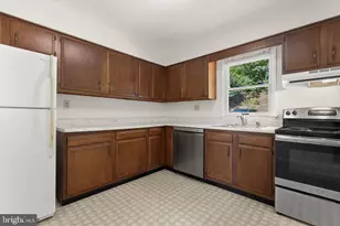 308 Waterview Ct, Hampstead, MD 21074 - Photo 16