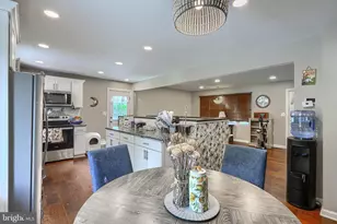 1727 Indian Ct, Hampstead, MD 21074 - Photo 6