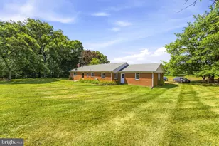 5049 Braddock Rd, Woodbine, MD 21797 - Photo 6
