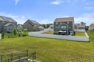 103 Wildflower St, Taneytown, MD 21787 - Photo 38