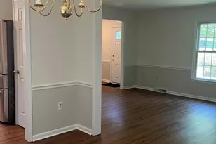 517 Tanglewood Dr, Sykesville, MD 21784 - Photo 8