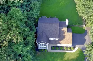 4698 Egg Hill Dr, Manchester, MD 21102 - Photo 2
