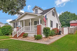315 College Ave, New Windsor, MD 21776 - Photo 1