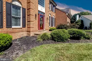 5764 Oyster Bay Dr, Eldersburg, MD 21784 - Photo 8