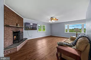 4090 Boteler Rd, Mount Airy, MD 21771 - Photo 2