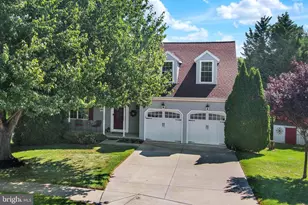 3871 Yellowstone Ct, Hampstead, MD 21074 - Photo 2