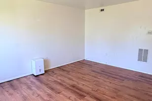 453 Berry Ct, Taneytown, MD 21787 - Photo 2