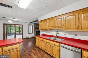 304 Bluegrass Ln, Hampstead, MD 21074 - Photo 18