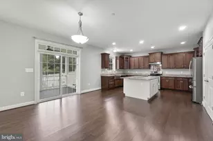 945 Kayley Dr, Eldersburg, MD 21784 - Photo 10