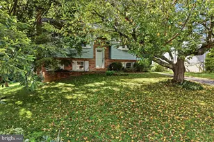 7080 Saddle Dr, Sykesville, MD 21784 - Photo 2