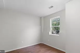 129 N Towne Ct, Mount Airy, MD 21771 - Photo 12