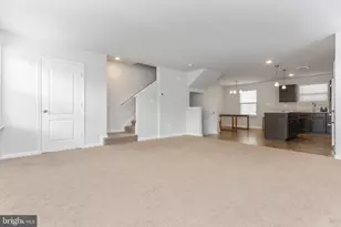 300 Carbine St, Taneytown, MD 21787 - Photo 10
