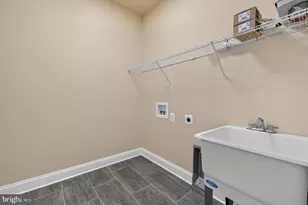 1711 Botanical Ct, Sykesville, MD 21784 - Photo 16