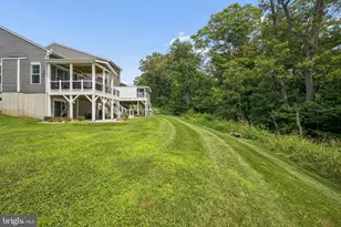 2820 Town View Cir, New Windsor, MD 21776 - Photo 50