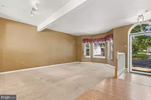 1341 Walkabout Ct, Sykesville, MD 21784 - Photo 4