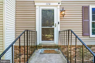 126 N Towne Ct, Mount Airy, MD 21771 - Photo 2