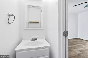 126 N Towne Ct, Mount Airy, MD 21771 - Photo 6