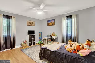 2245 Doctor Stitely Rd, New Windsor, MD 21776 - Photo 18